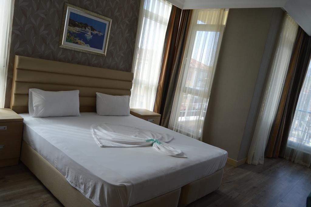 İmroz Kale Palace Hotel מראה חיצוני תמונה